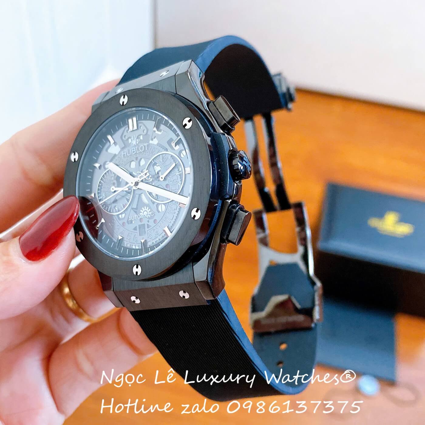Đồng Hồ Nam Hublot Classic Fusion Automatic Dây Cao Su Đen Vỏ Thép Đen Size 42mm