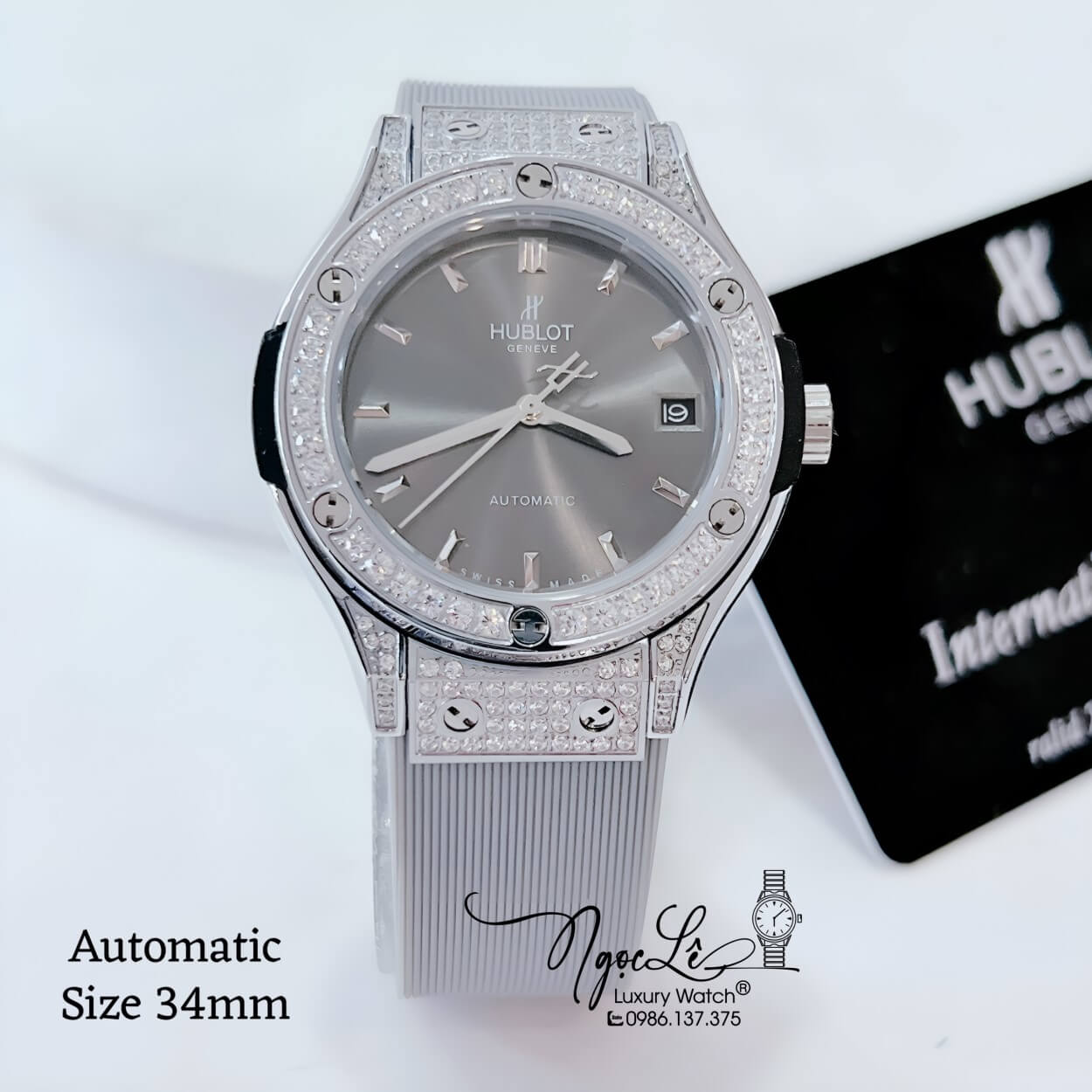 Đồng Hồ Hublot Classic Fusion Nữ Máy Cơ Tự Động Dây Silicon Xám Đính Đá Vỏ Silver Size 34mm