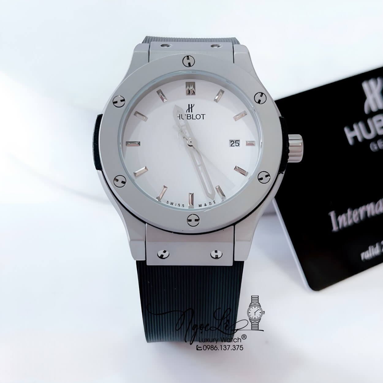 Đồng Hồ Hublot Classic Fusion Nam Máy Pin Dây Silicon Đen Mặt Trắng Vỏ Thép Mờ Size 38mm