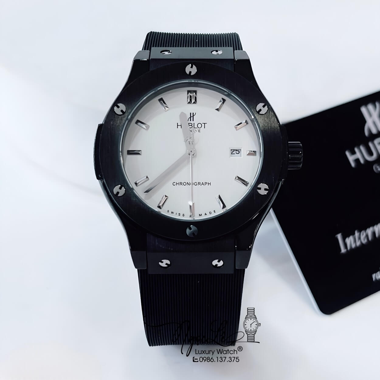 Đồng Hồ Hublot Classic Fusion Nam Máy Pin Dây Silicon Đen Mặt Trắng Vỏ Đen Size 38mm