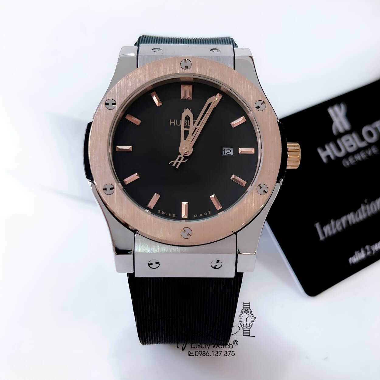 Đồng Hồ Hublot Classic Fusion Nam Máy Pin Dây Silicon Đen Mặt Đen Vỏ Demi Rose Size 42mm