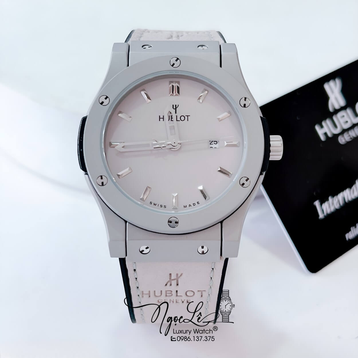 Đồng Hồ Hublot Classic Fusion Nam Máy Pin Dây Da Silicon Xám Vỏ Thép Mờ Size 42mm