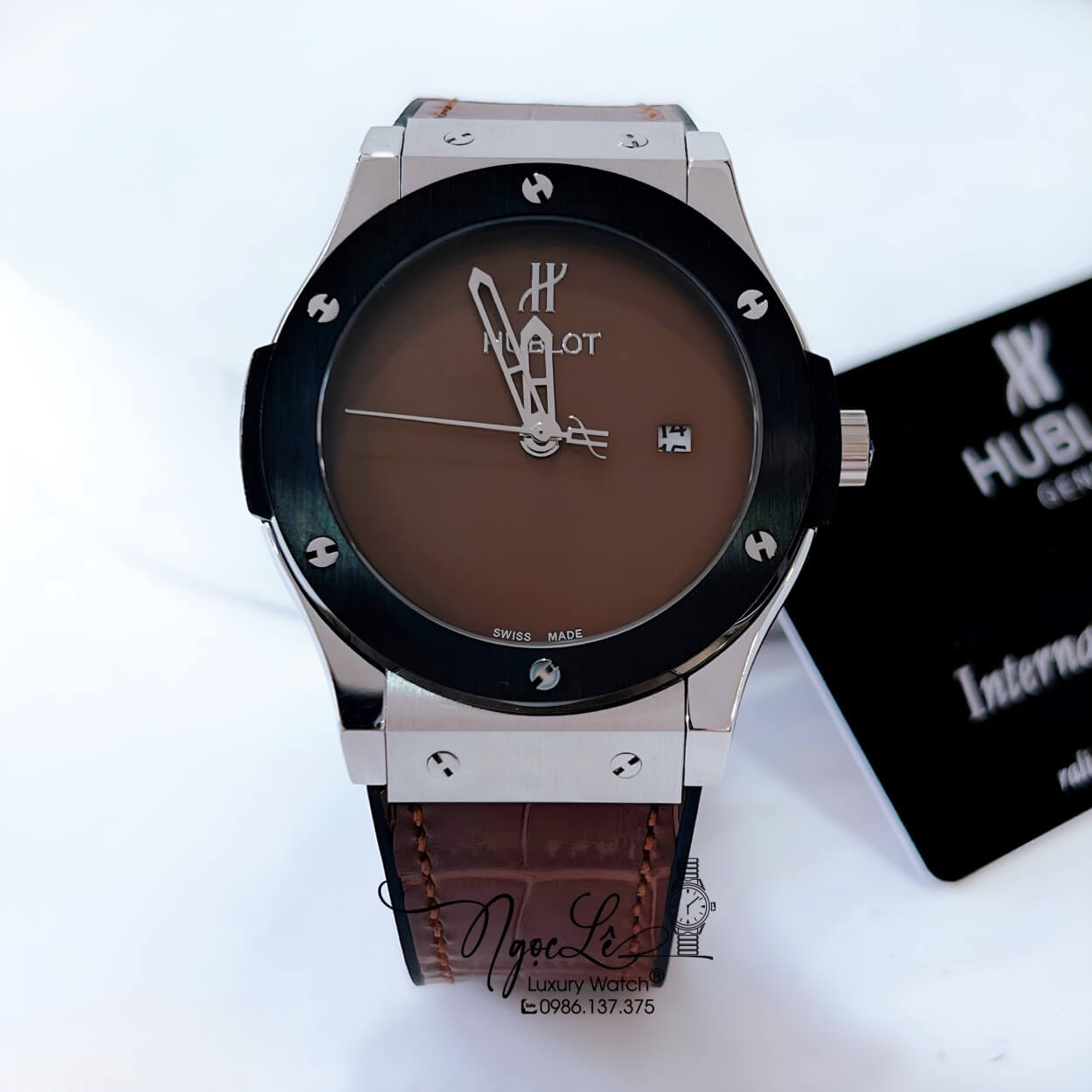 Đồng Hồ Hublot Classic Fusion Nam Máy Pin Dây Da Silicon Nâu Đậm Vỏ Thép Đen Size 42mm