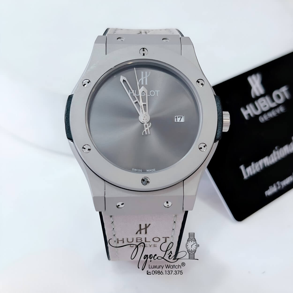 Đồng Hồ Hublot Classic Fusion Nam Máy Pin Dây Da Silicon Xám Vỏ Thép Mờ Size 42mm