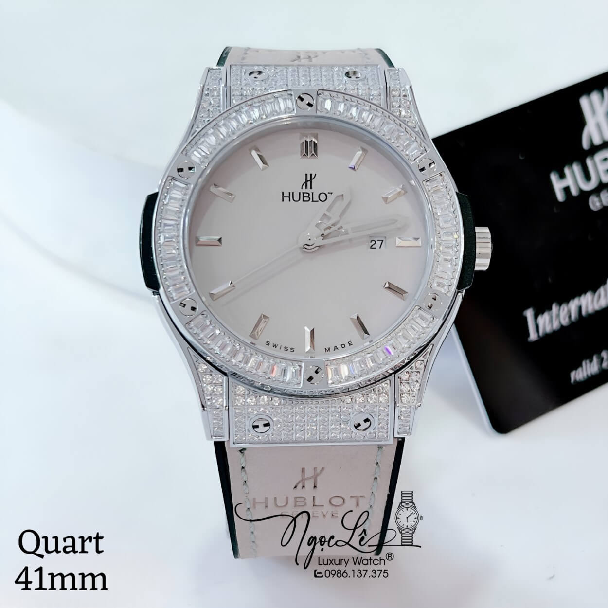 Đồng Hồ Hublot Classic Fusion Nam Dây Da Silicon Xám Đính Đá Vỏ Silver Size 41mm