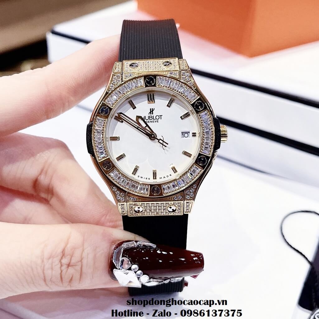 Đồng Hồ Hublot Classic Fusion Nữ Dây Silicon Đen Mặt Trắng Gold 34mm Đính Đá