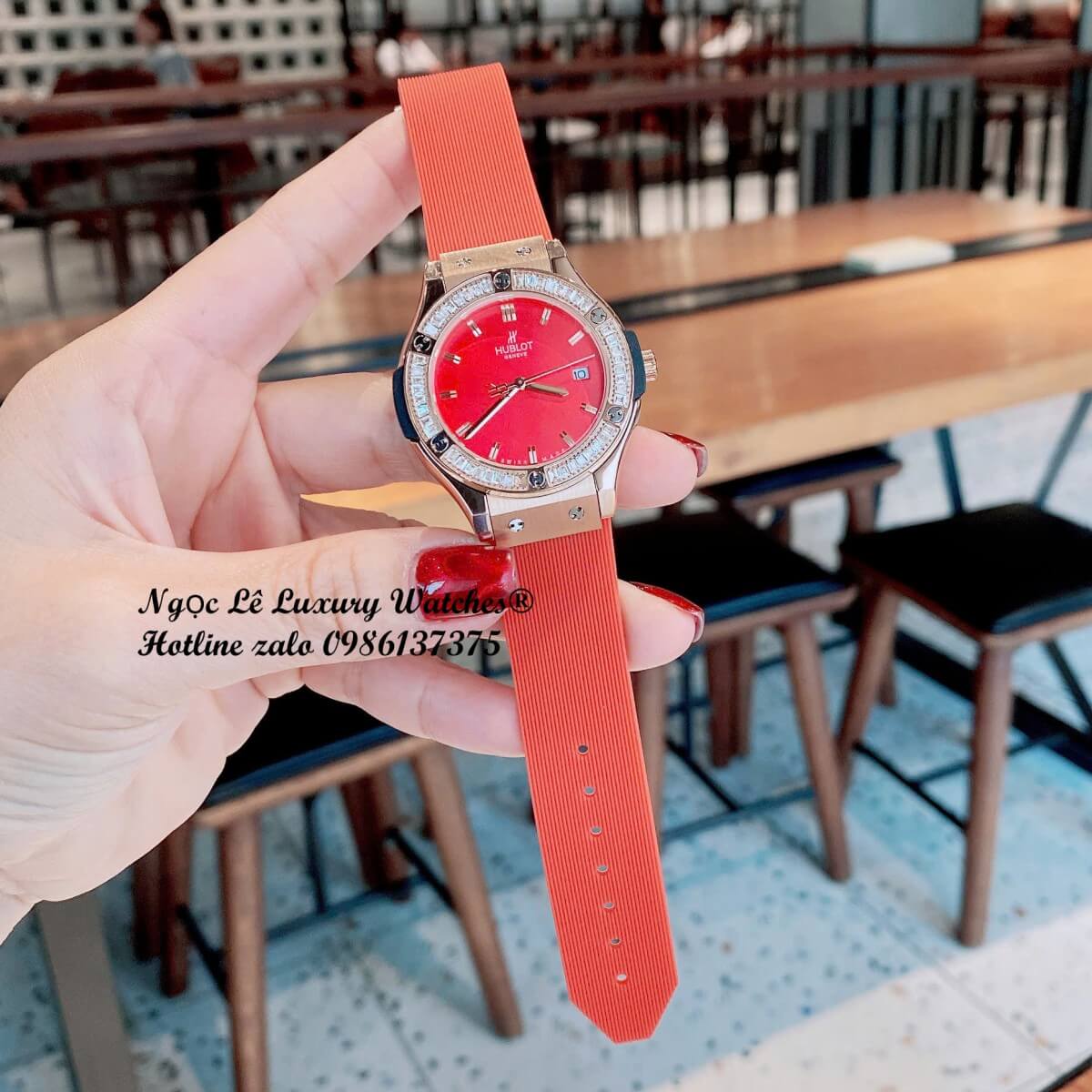 Đồng Hồ Hublot Classic Fusion Nữ Dây Cao Su Đỏ Vỏ Rose Viền Đá Size 34mm - Quartz