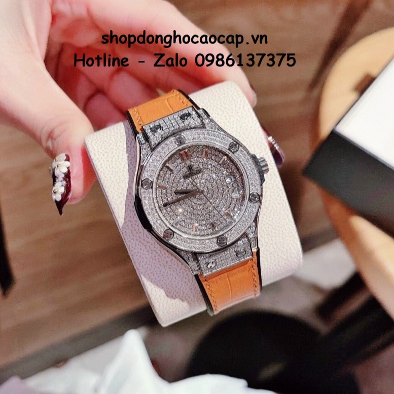 Đồng Hồ Hublot Classic Fusion Dây Da Silicon Cam Đính Đá Bạc