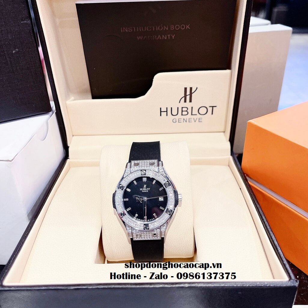 Đồng Hồ Hublot Classic Fusion Nữ Silicon Đen Đính Đá Bạc 34mm