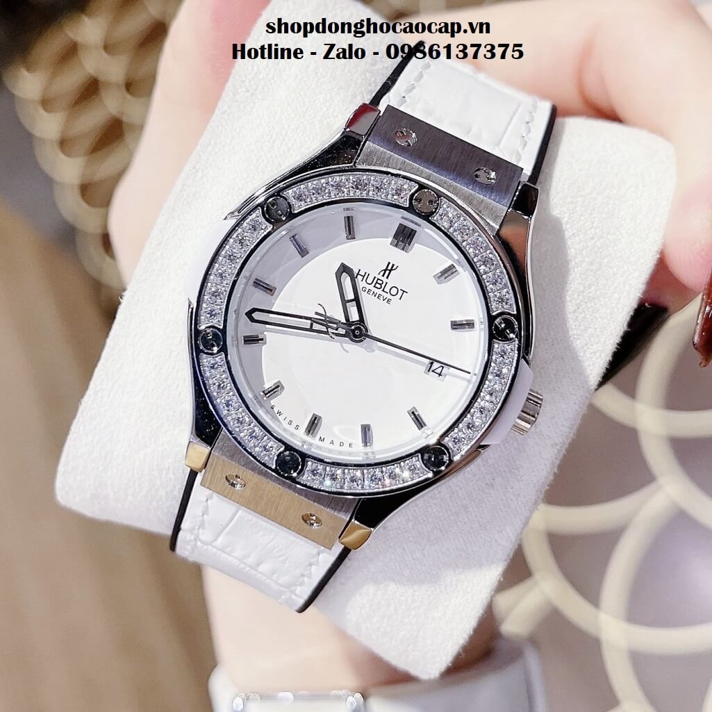 Đồng Hồ Hublot Classic Fusion Nữ Da Silicon Trắng Đính Đá Bạc 34mm