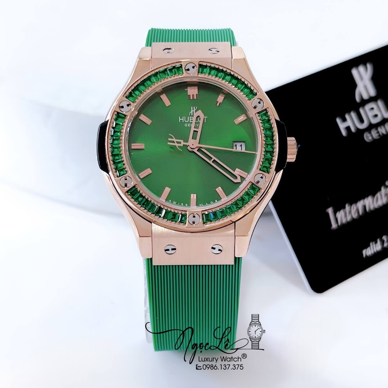 Đồng Hồ Hublot Classic Fusion Nữ Dây Silicon Xanh Lá Đính Đá Xanh Vỏ Rose Size 34mm