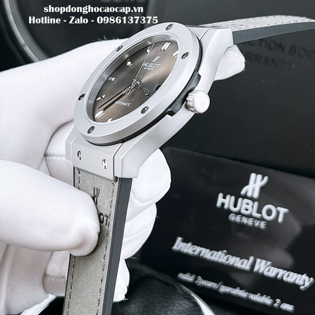 Đồng Hồ Hublot Classic Fusion Automatic Dây Da Silicon Xám 42mm