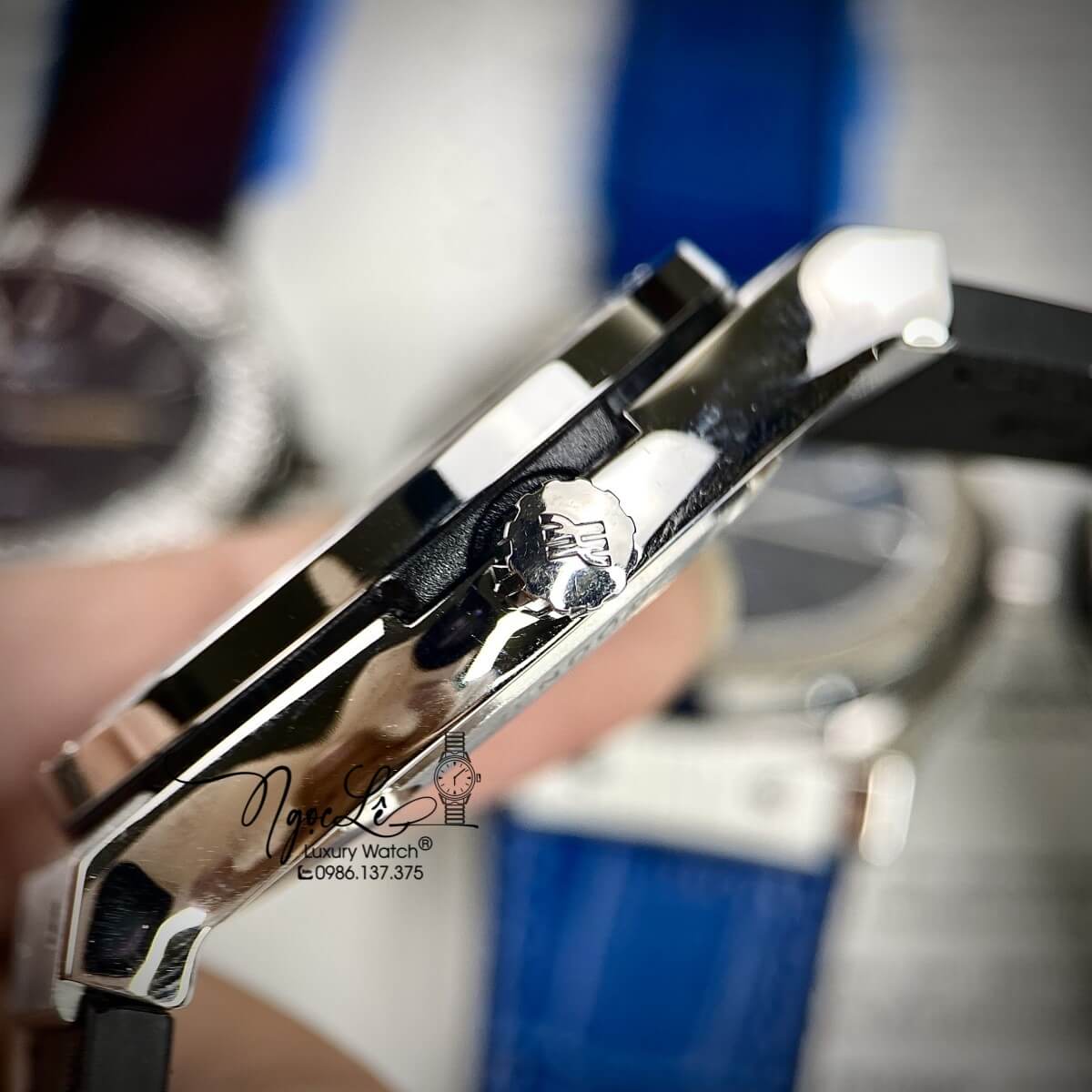 Đồng Hồ Nam Hublot Classic Fusion 42mm Dây Da Silicon Đen Vỏ Bạc