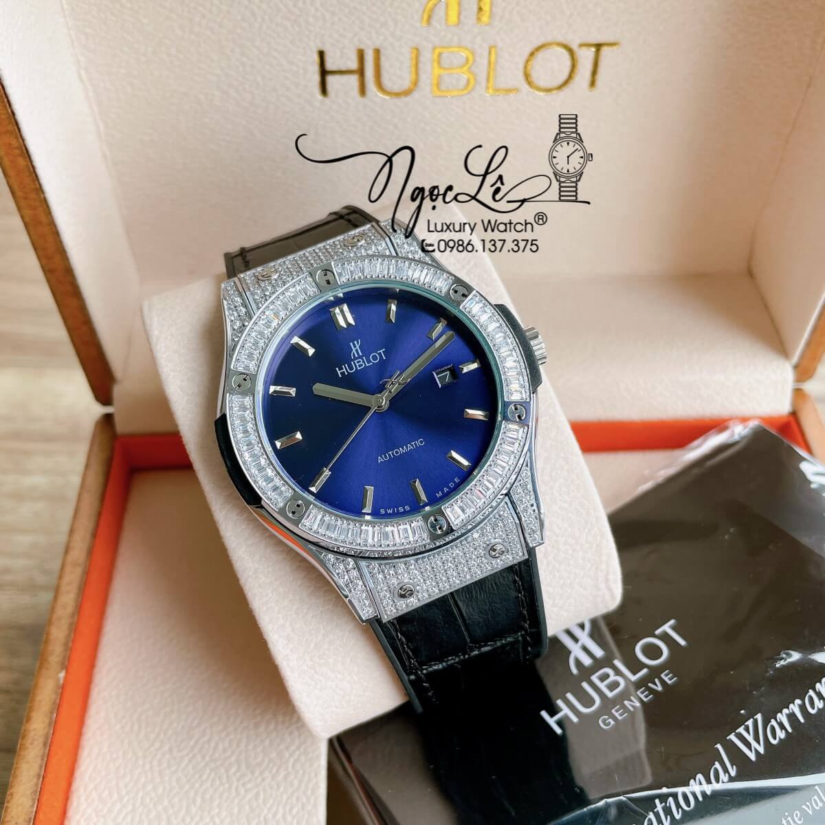 Đồng Hồ Nam Hublot Classic Fusion 42mm Dây Da Silicon Đen Mặt Xanh Vỏ Bạc Đính Đá