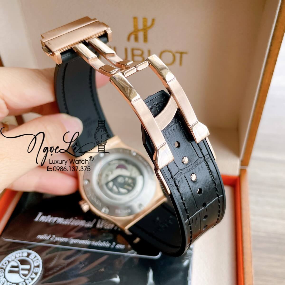 Đồng Hồ Nam Hublot Classic Fusion 42mm Dây Da Silicon Đen Vỏ Vàng Hồng