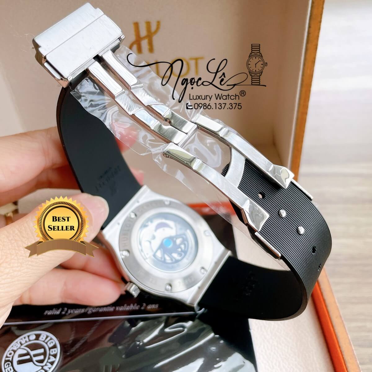 Đồng Hồ Nam Hublot Classic Fusion 42mm Dây Silicon Đen Vỏ Demi Vàng Hồng