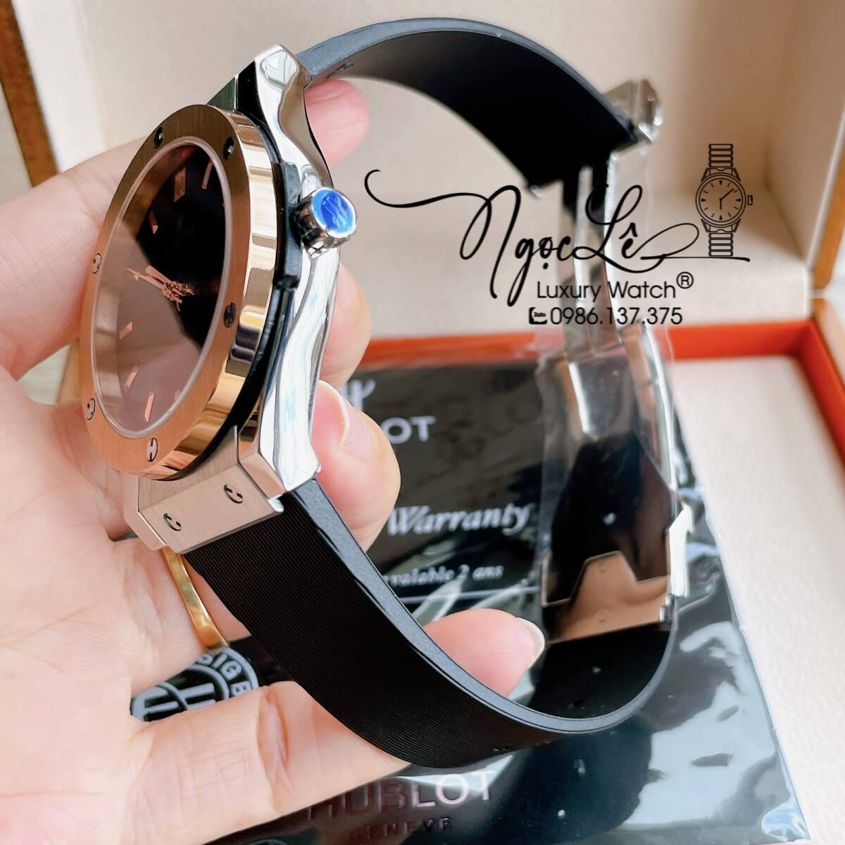 Đồng Hồ Nam Hublot Classic Fusion 42mm Dây Silicon Đen Vỏ Demi Vàng Hồng