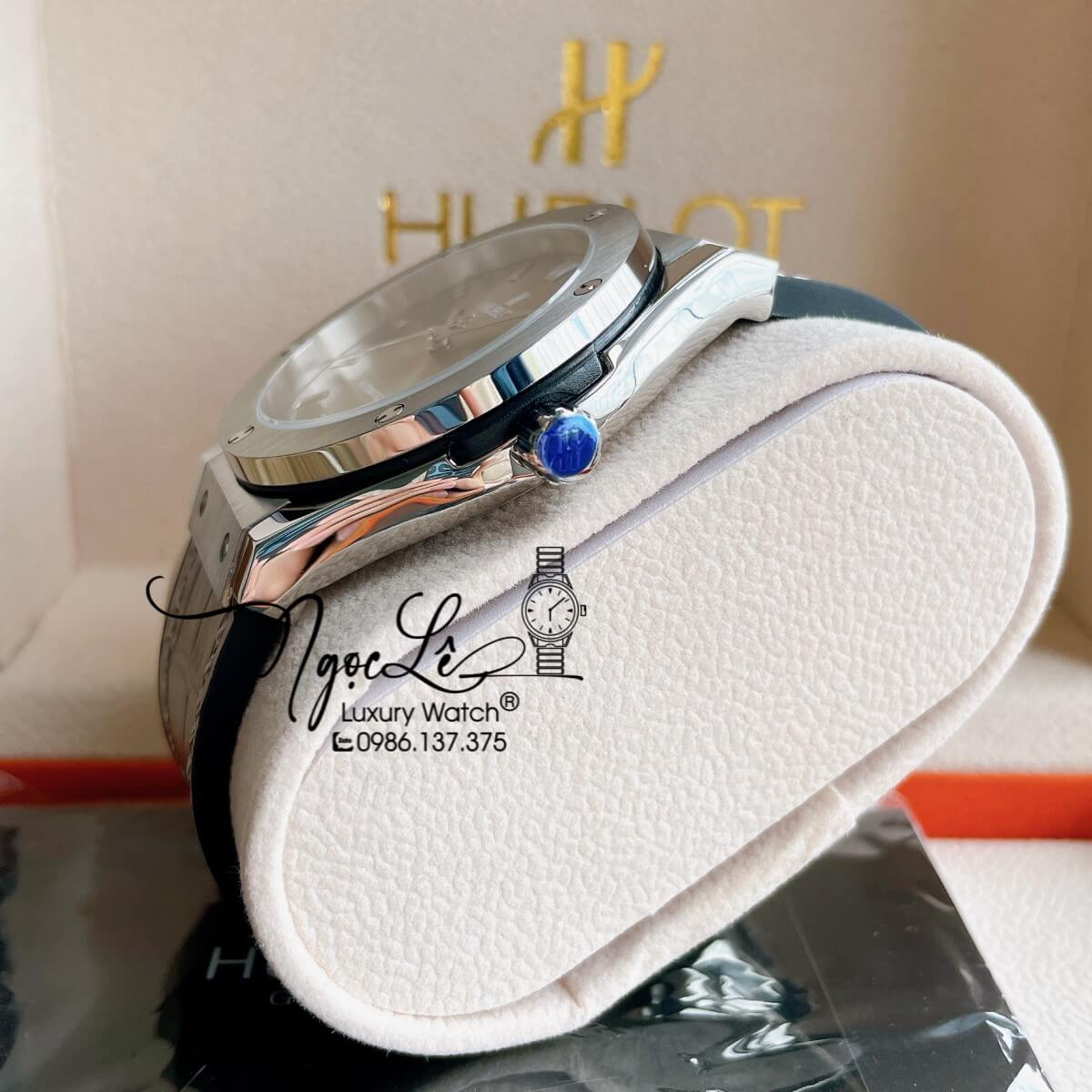 Đồng Hồ Nam Hublot Classic Fusion 42mm Dây Da Silicon Xám Mặt Xám Vỏ Bạc