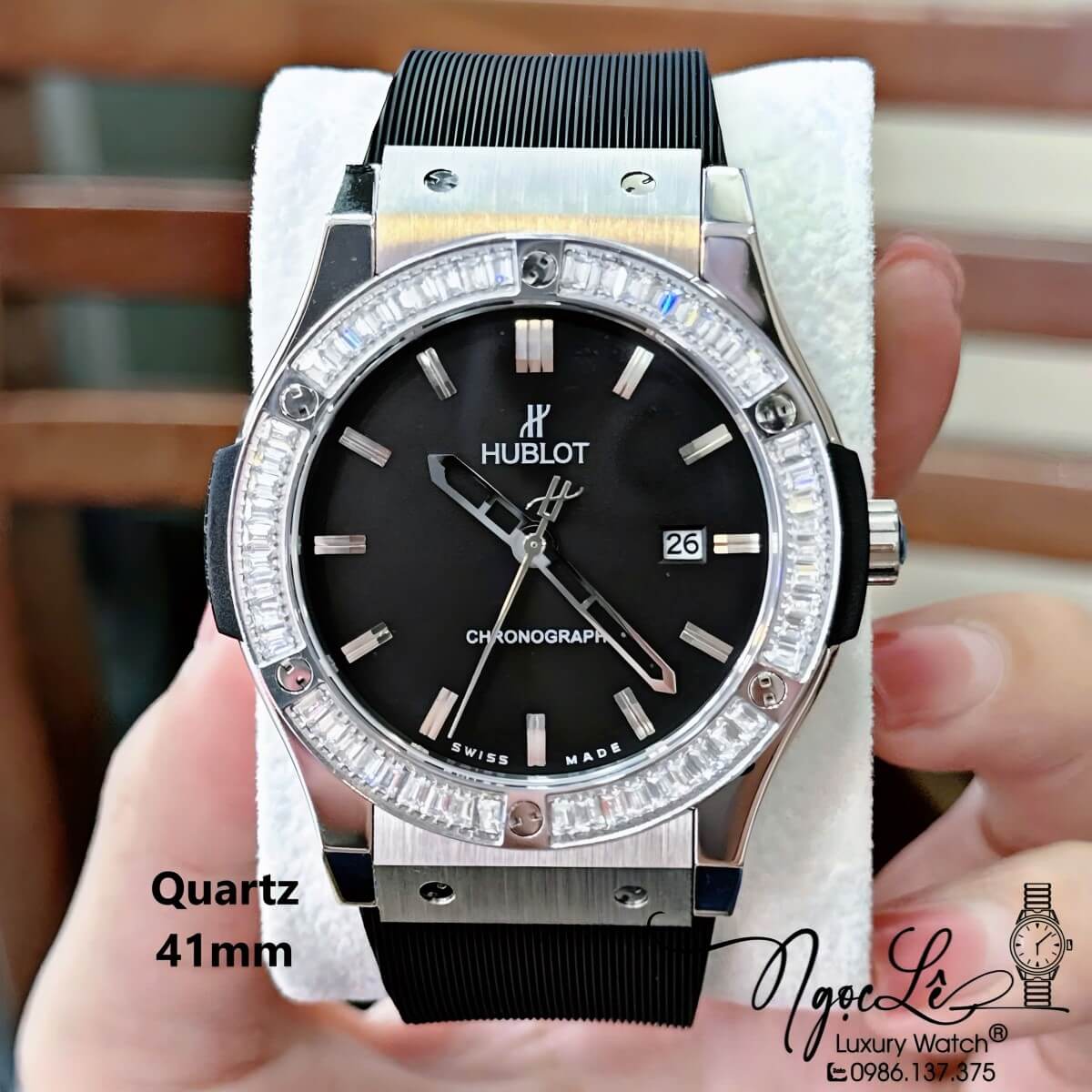 Đồng Hồ Nam Hublot Classic Fusion Dây Cao Su Đen Đính Đá Size 41mm - Quartz Japan