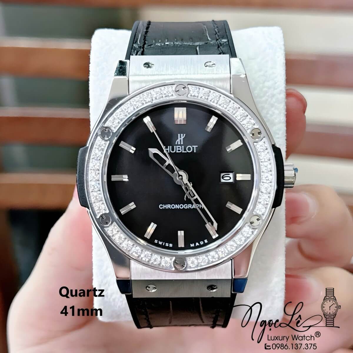 Đồng Hồ Nam Hublot Classic Fusion Dây Da Silicon Đen Đính Đá Size 41mm - Quartz Japan