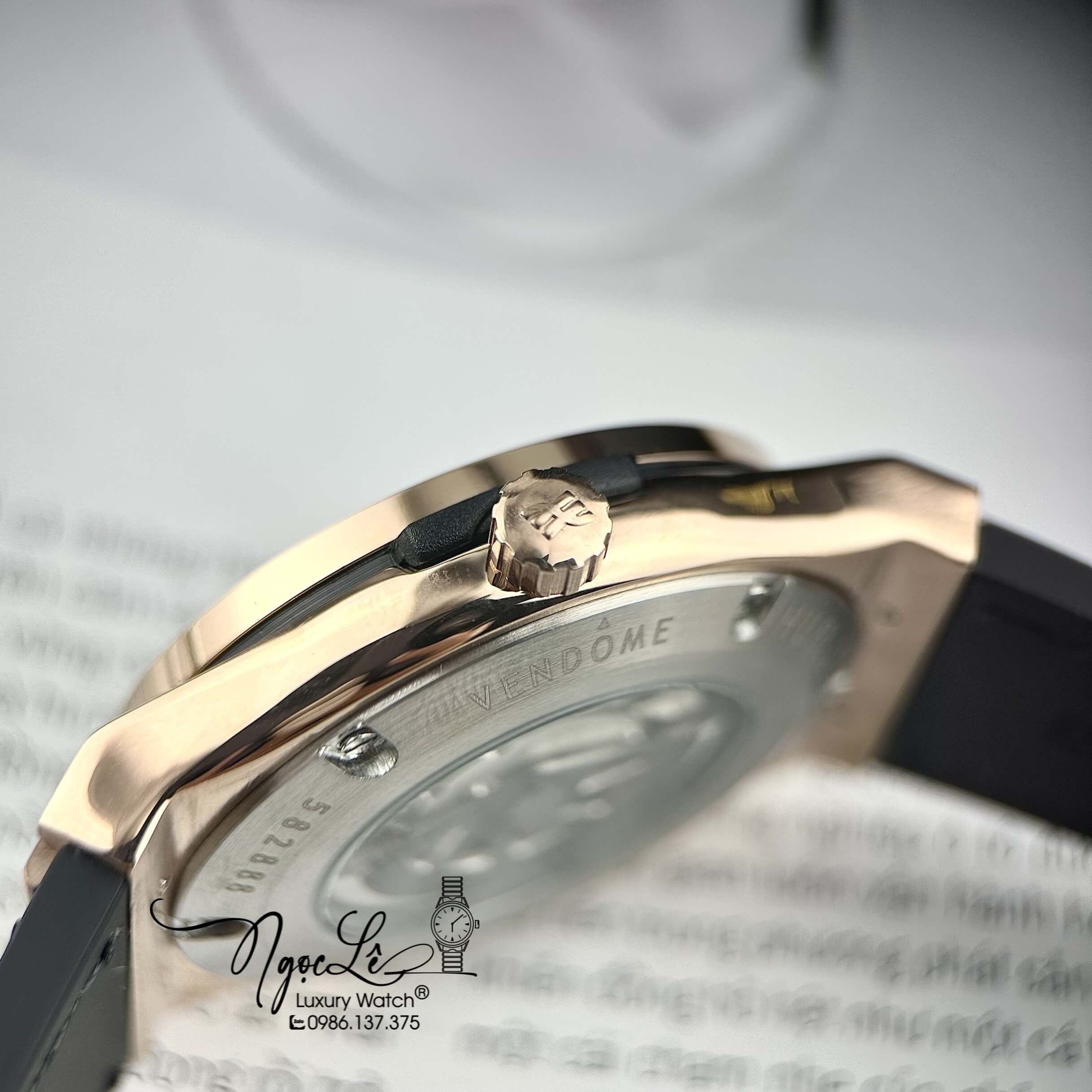 Đồng Hồ Nam Hublot Classic Fusion Tự Động Dây Da Silicon Xanh Dương Vỏ Rose Size 42mm