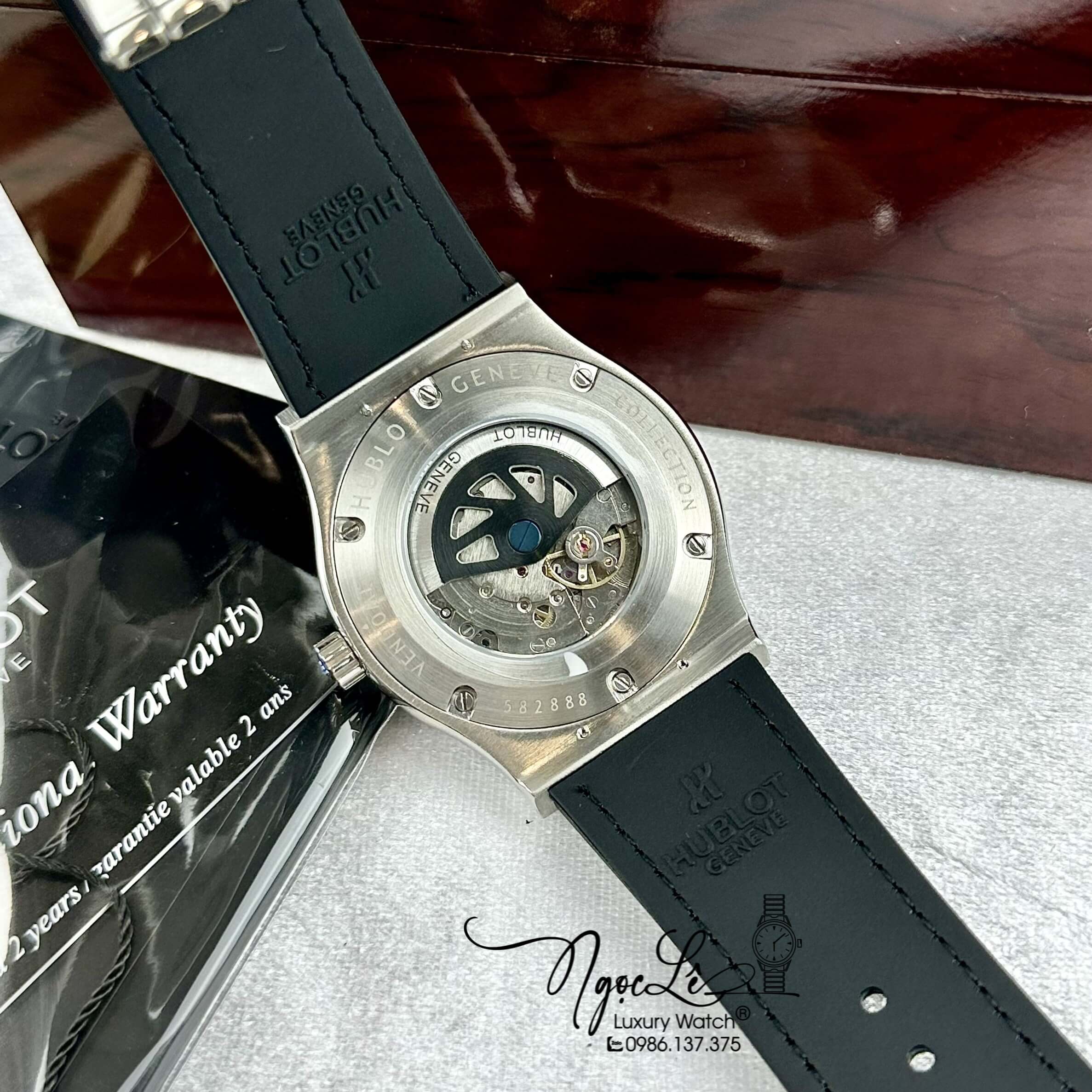 Đồng Hồ Nam Hublot Classic Fusion Tự Động Dây Da Silicon Đen Vỏ Bạc Size 42mm