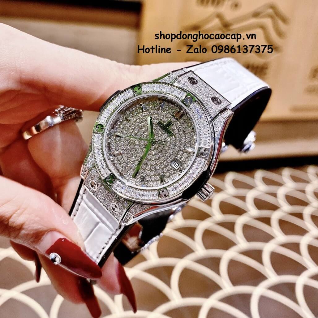 Đồng Hồ Hublot Classic Fusion Dây Da Silicon Trắng Đính Đá Bạc