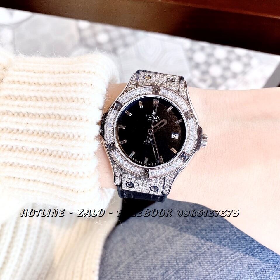 Đồng Hồ Hublot Nữ Dây Da Silicon Đen Mặt Đen 34mm (Silver)