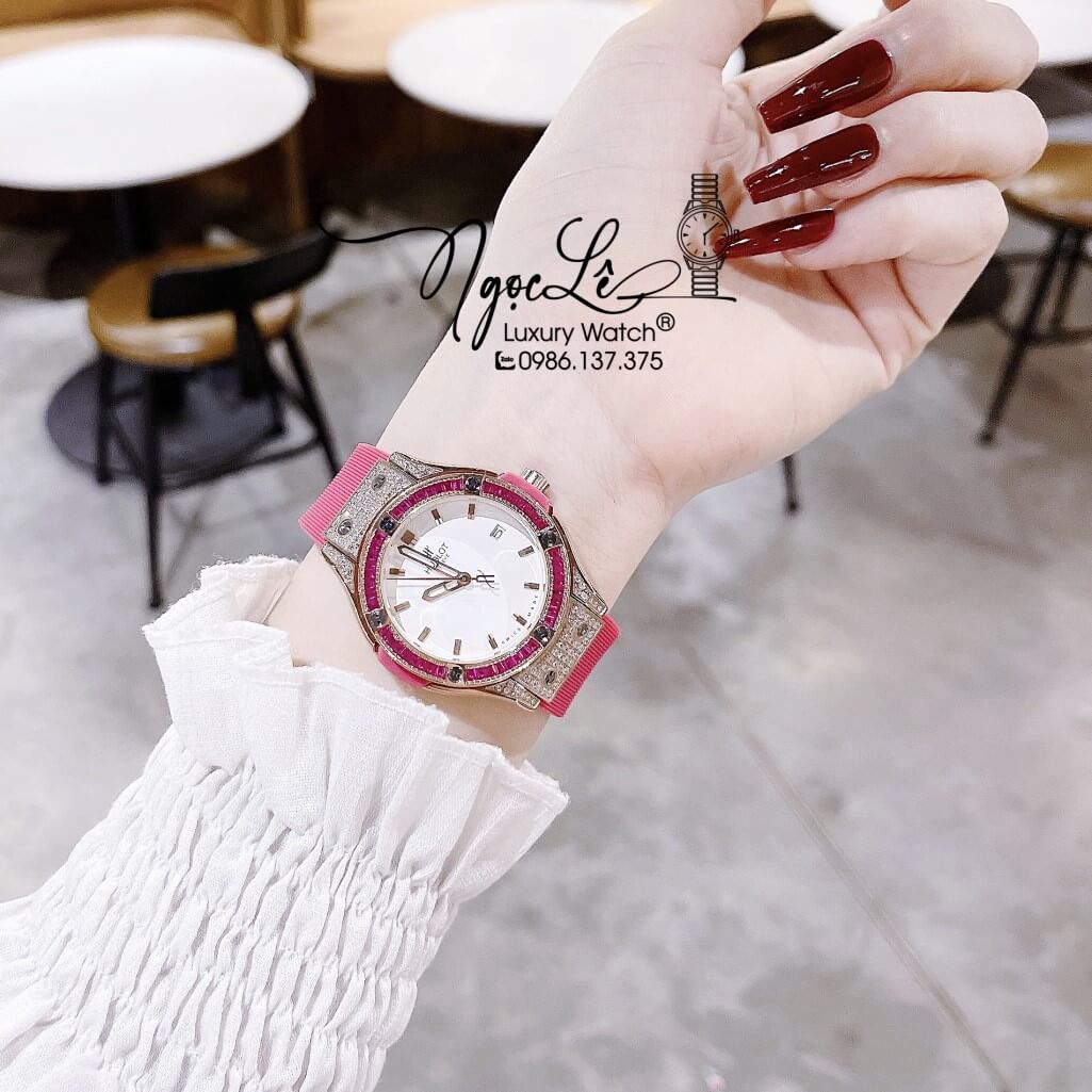 Đồng Hồ Nữ Hublot Classic Fusion Dây Silicon Hồng 34mm Đính Đá Vỏ Rose