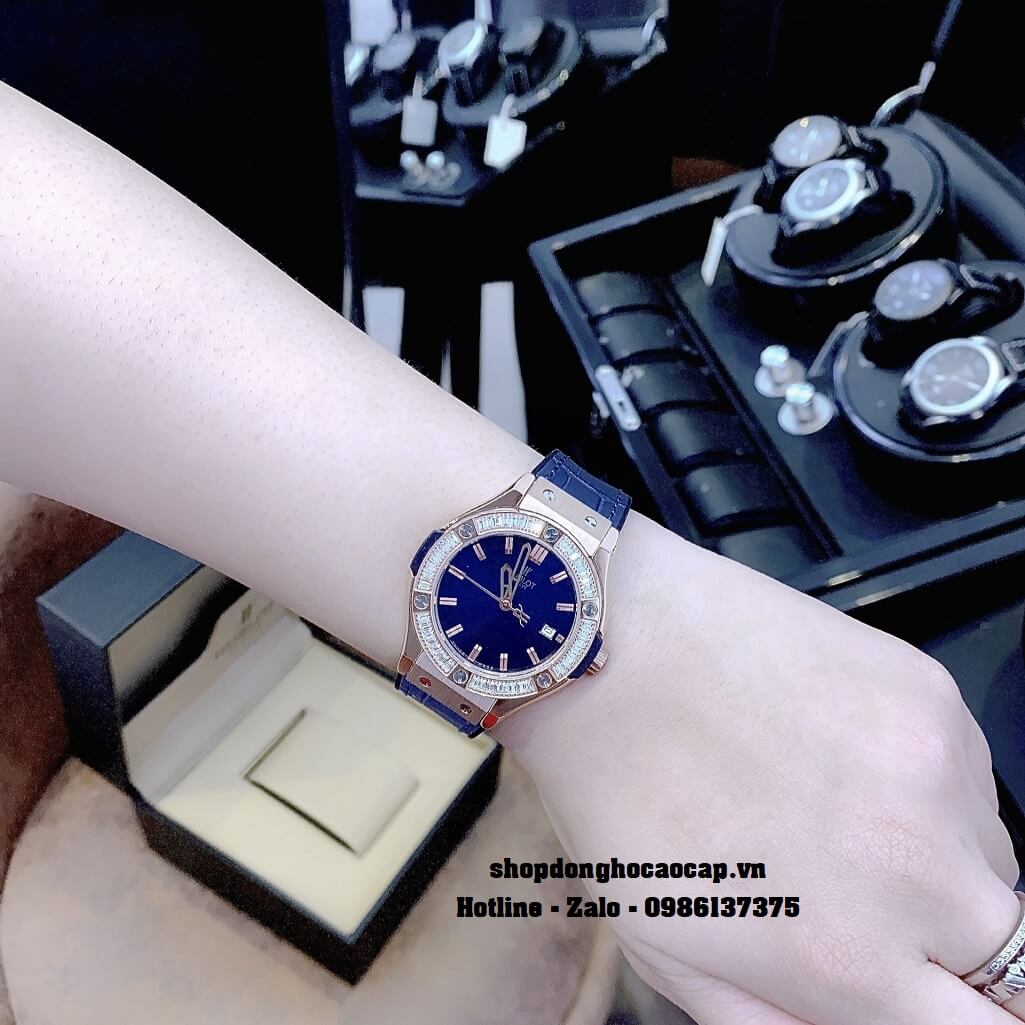 Đồng Hồ Nữ Hublot Classic Fusion Dây Da Silicon Xanh 34mm Đính Đá