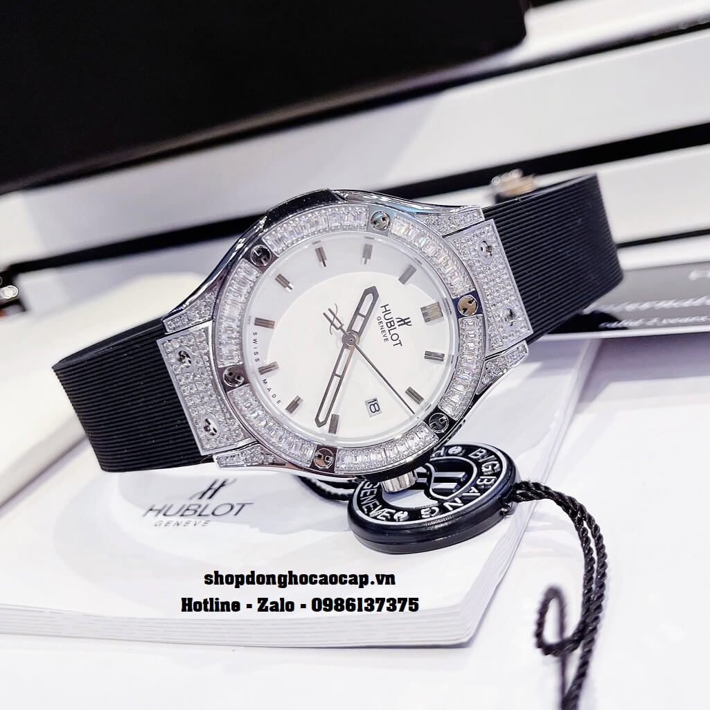 Đồng Hồ Nữ Hublot Classic Fusion Dây Silicon Đen 34mm Đính Đá Silver