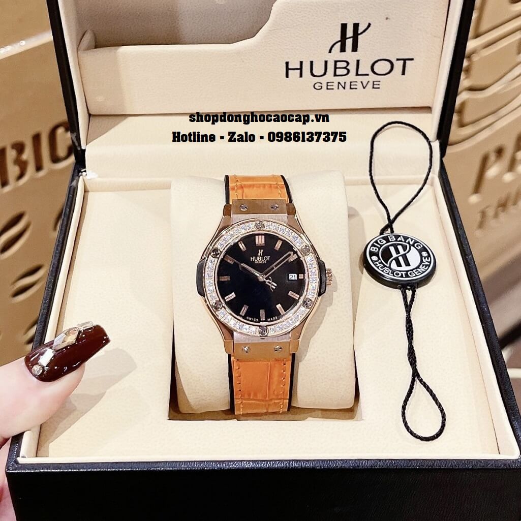 Đồng Hồ Nữ Hublot Classic Fusion Dây Da Silicon Cam Mặt Đen 34mm Đính Đá