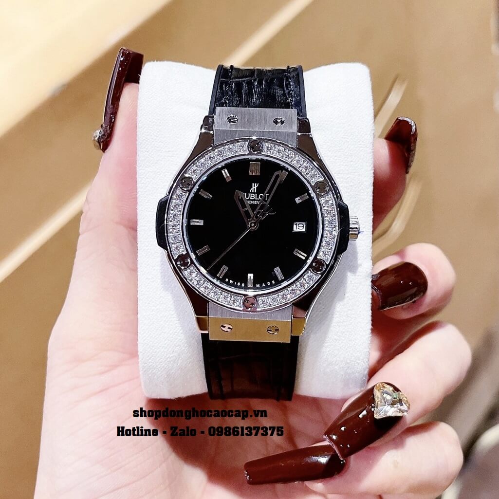 Đồng Hồ Nữ Hublot Classic Fusion Dây Silicon Đen Mặt Đen Đá Rose 34mm