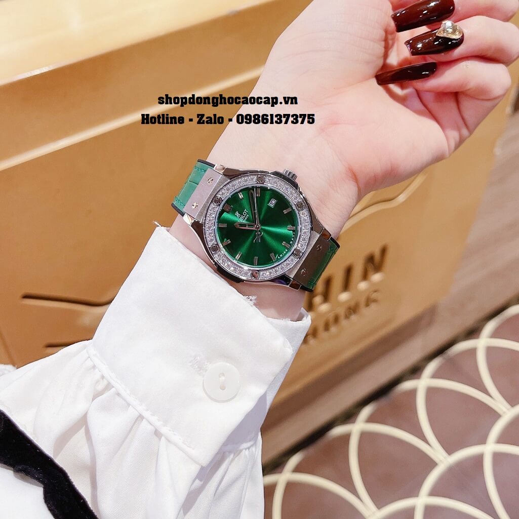 Đồng Hồ Nữ Hublot Classic Fusion Dây Da Silicon Xanh Mặt Xanh Đá Silver 34mm