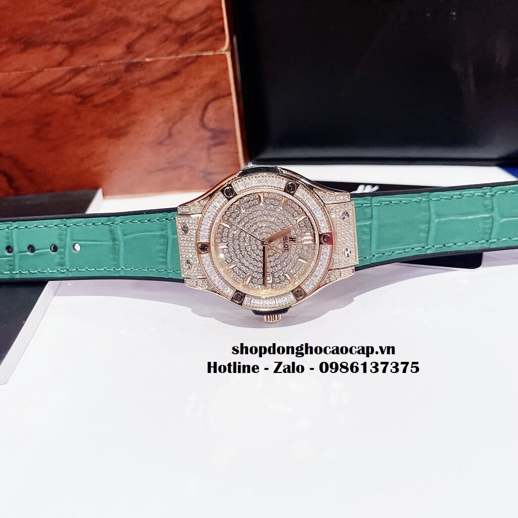 Đồng Hồ Hublot Classic Fusion Dây Da Silicon Xanh Đính Đá Rose 34mm