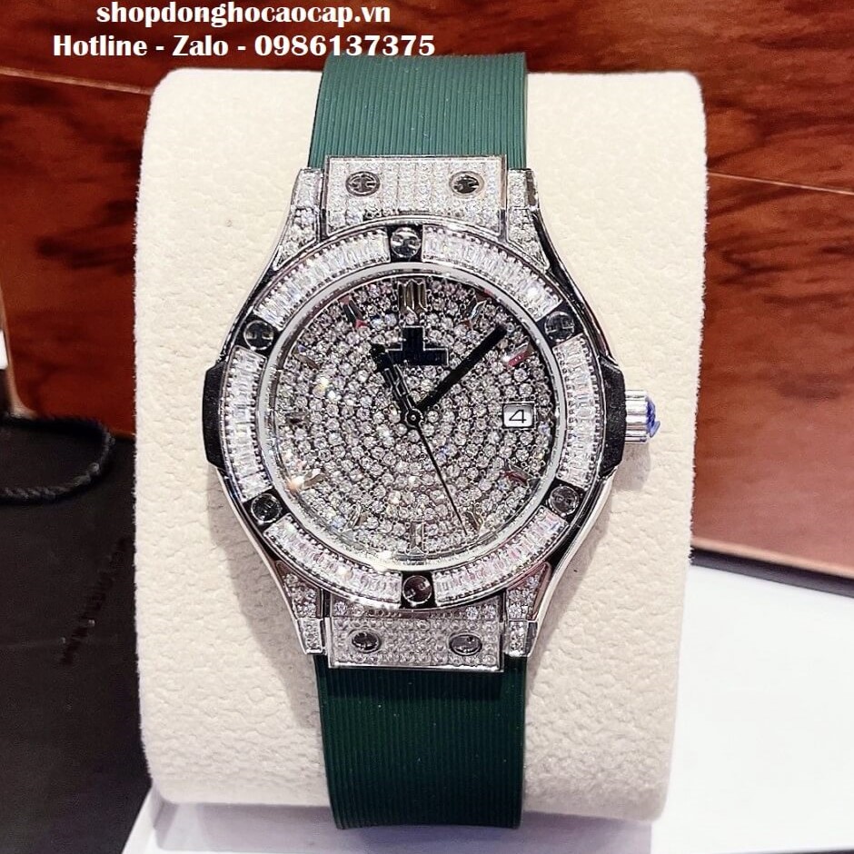 Đồng Hồ Hublot Classic Fusion Dây Silicon Xanh Đính Đá Silver 34mm