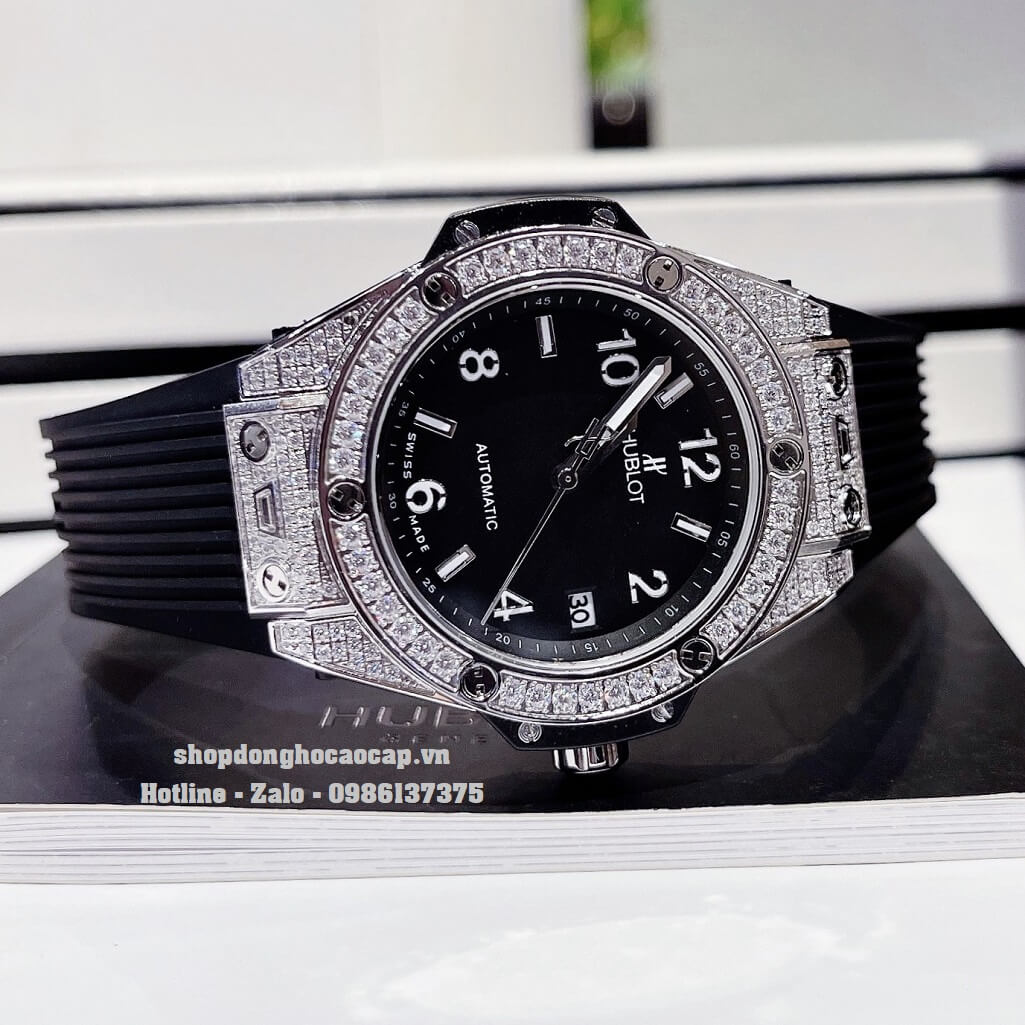 Đồng Hồ Nữ Hublot Classic Fusion Dây Silicon Đen Đính Đá Silver 38mm
