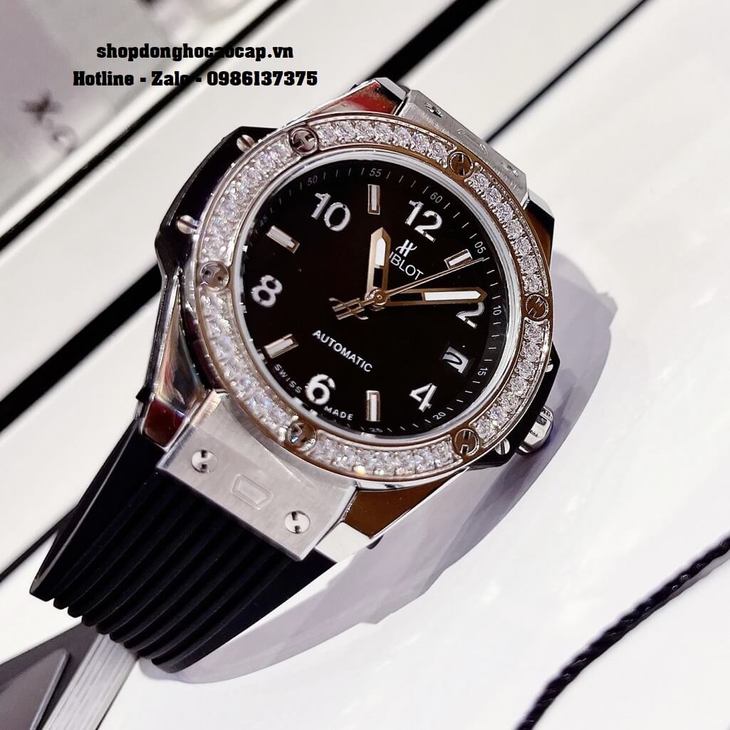 Đồng Hồ Nữ Hublot Classic Fusion Dây Silicon Đen Đính Đá Silver 38mm