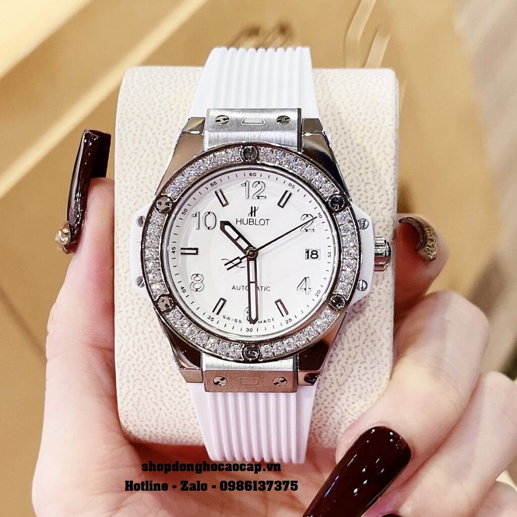 Đồng Hồ Nữ Hublot Classic Fusion Dây Silicon Trắng Đính Đá Silver 38mm