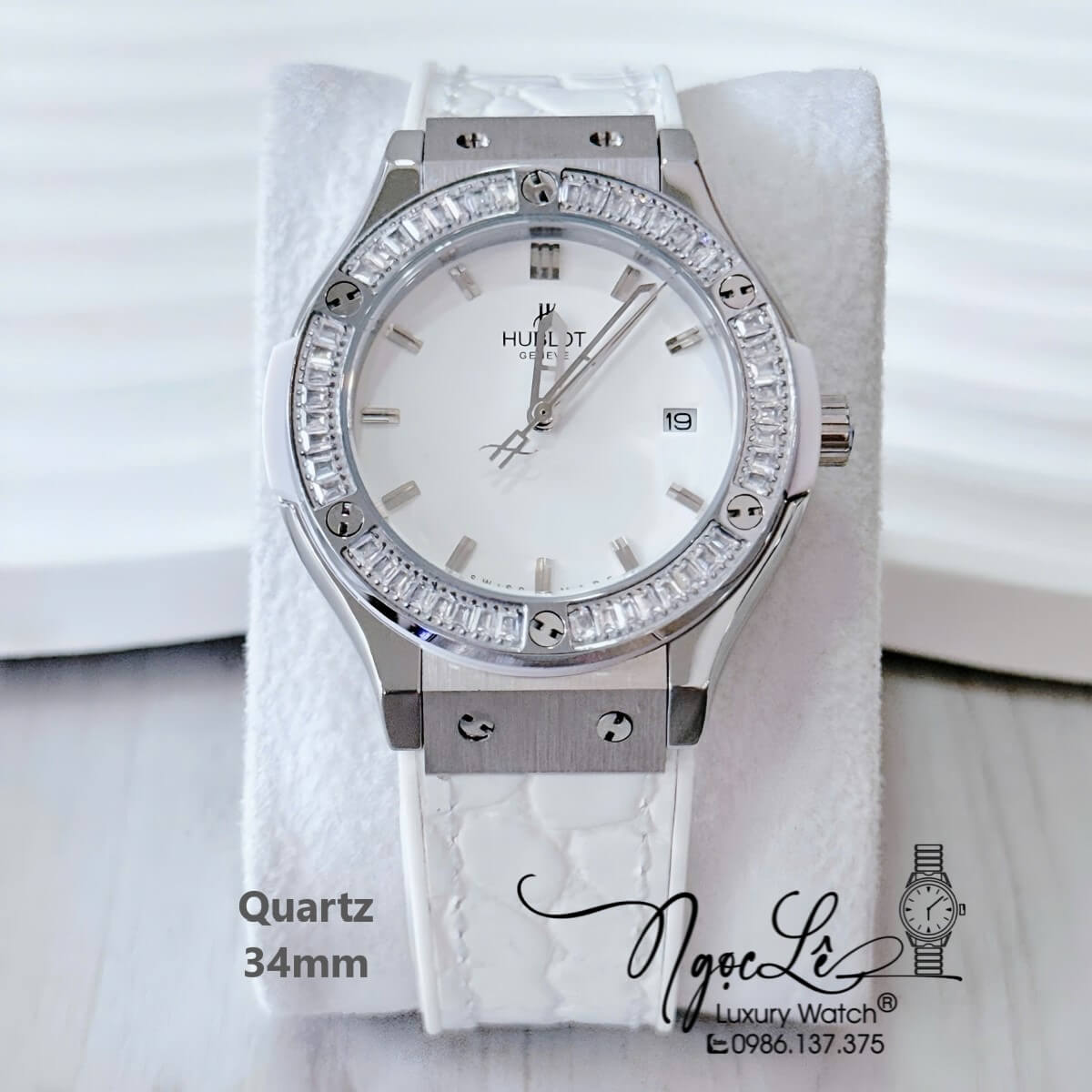 Đồng Hồ Nữ Hublot Classic Fusion Dây Cao Su Bọc Da Vân Trắng Đính Đá 34mm Quartz