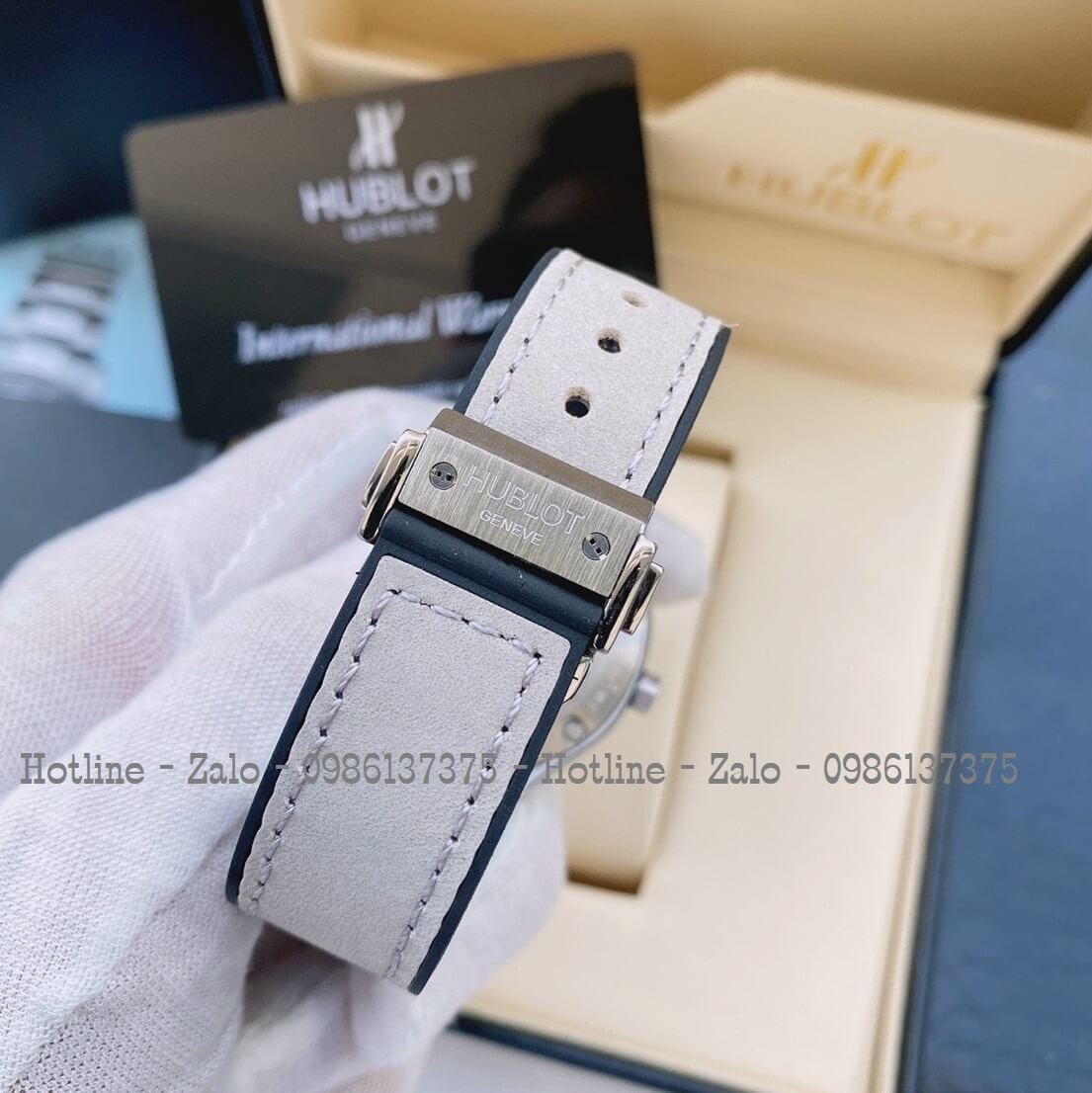 Đồng Hồ Nữ Hublot Đính Đá Da Silicon Xám Silver 34mm