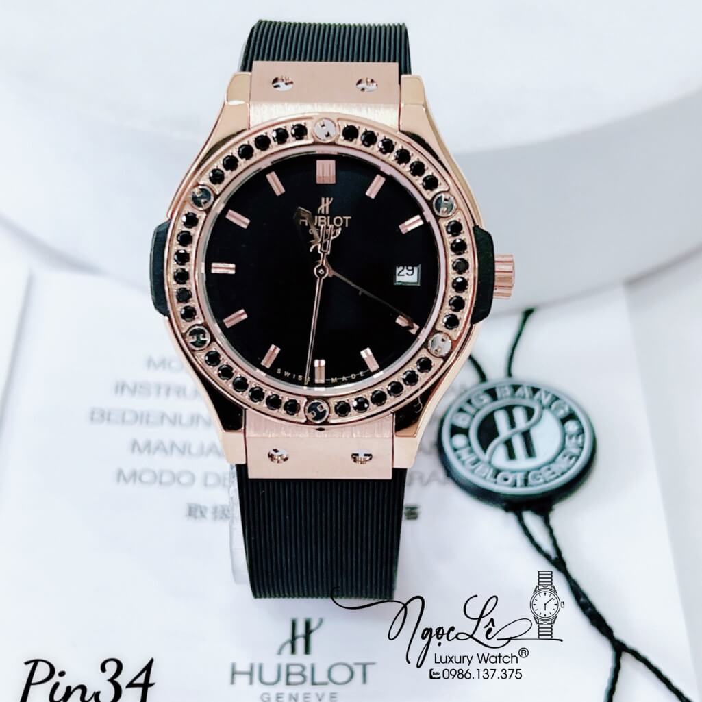 Đồng Hồ Nữ Hublot Classic Fusion Dây Silicon Đen Mặt Đen Đính Đá Đen Vỏ Rose 34mm