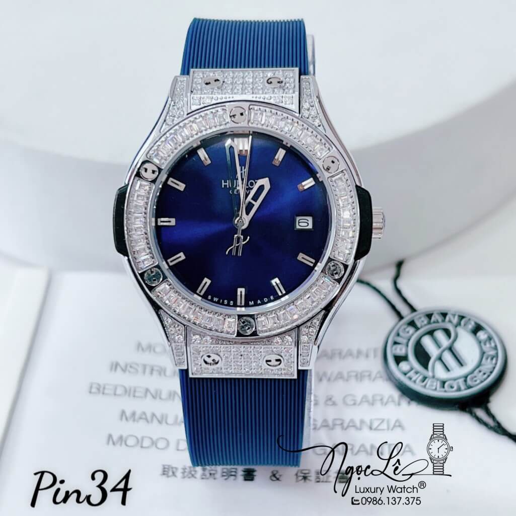 Đồng Hồ Nữ Hublot Classic Fusion Dây Silicon Xanh Dương Đính Đá Ống Silver 34mm