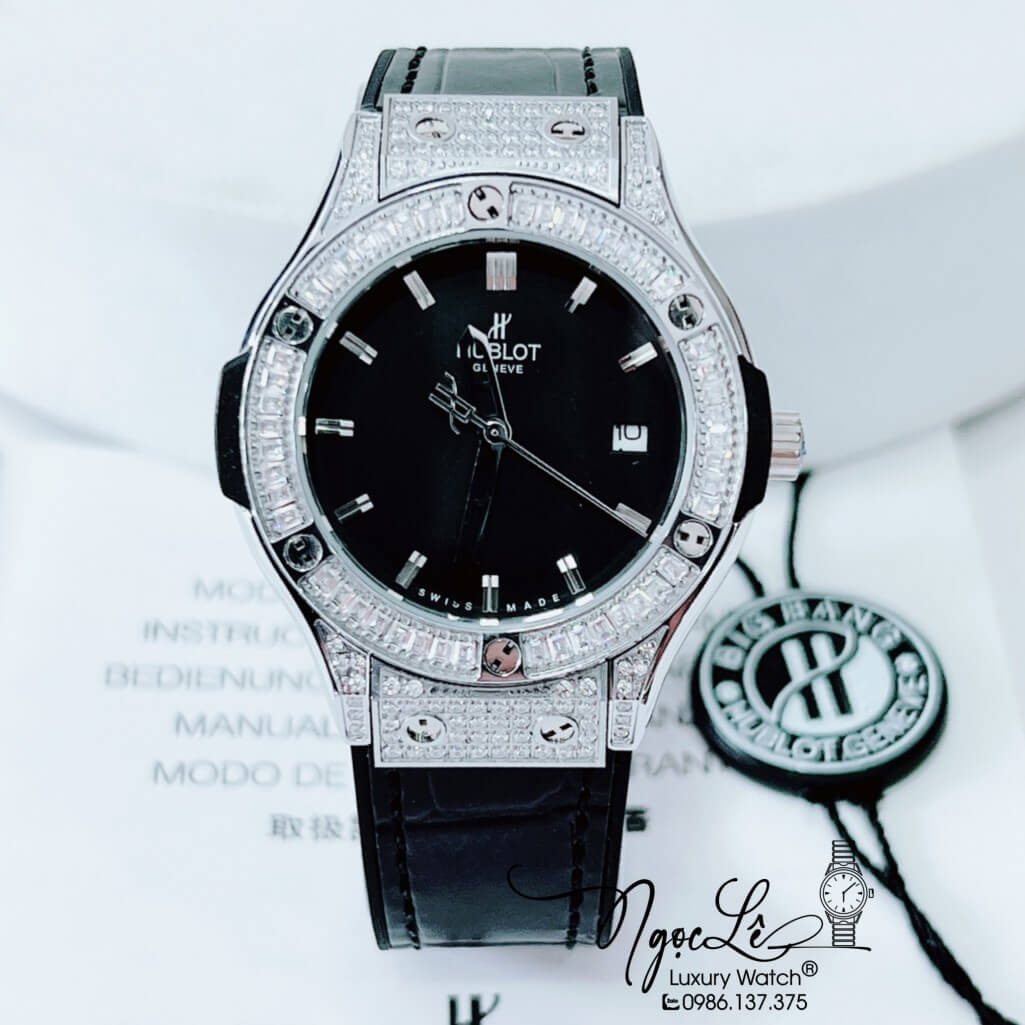 Đồng Hồ Nữ Hublot Classic Fusion Dây Da Silicon Đen Đính Đá Ống Vỏ Bạc 34mm