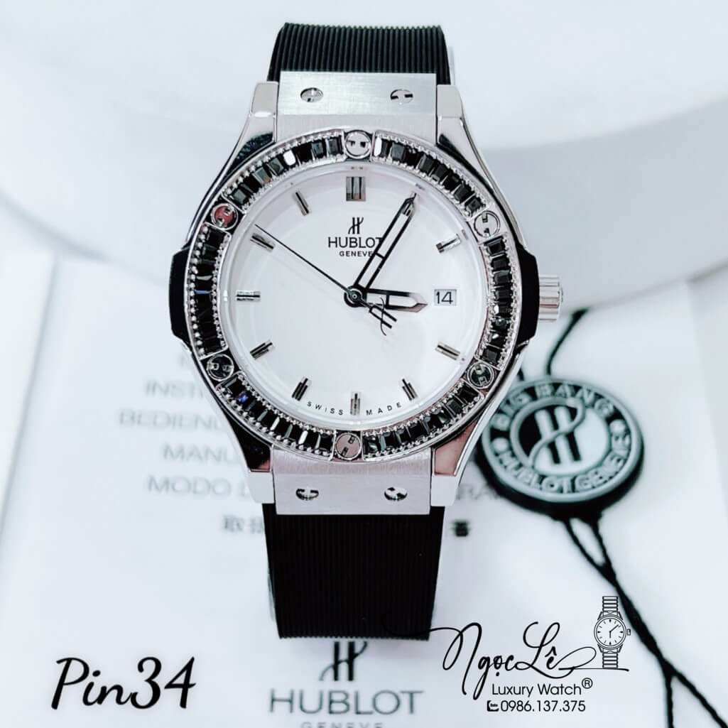 Đồng Hồ Nữ Hublot Classic Fusion Dây Silicon Đen Đính Đá Đen Vỏ Bạc 34mm