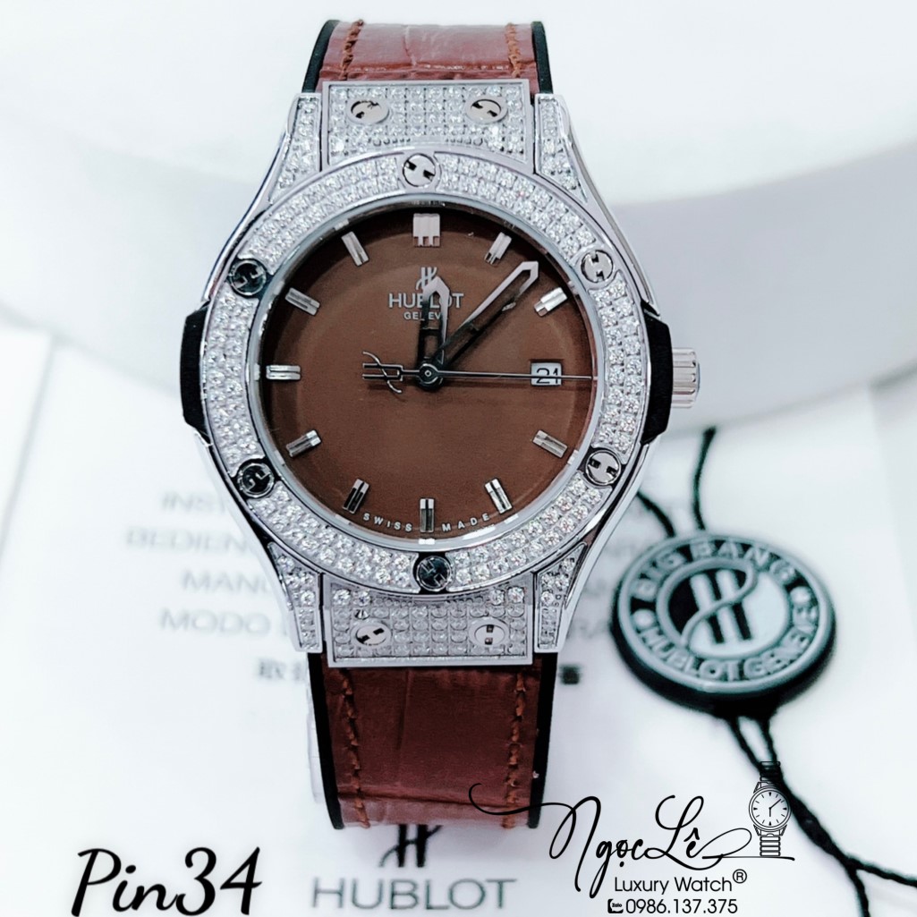 Đồng Hồ Nữ Hublot Classic Fusion Dây Da Silicon Màu Nâu Đính Đá Mịn 34mm