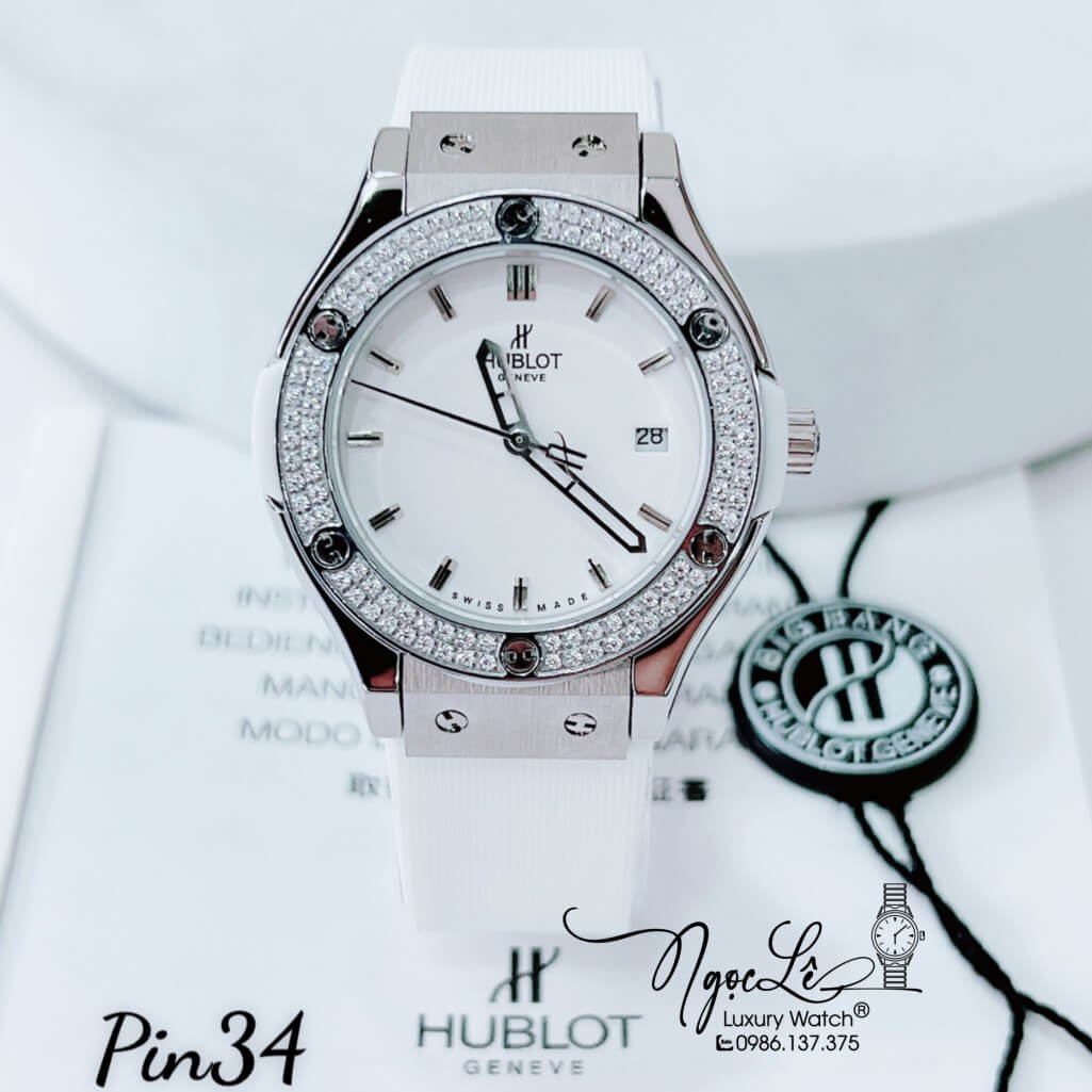 Đồng Hồ Nữ Hublot Classic Fusion Dây Silicon Trắng Đính Đá Mịn Vỏ Silver 34mm