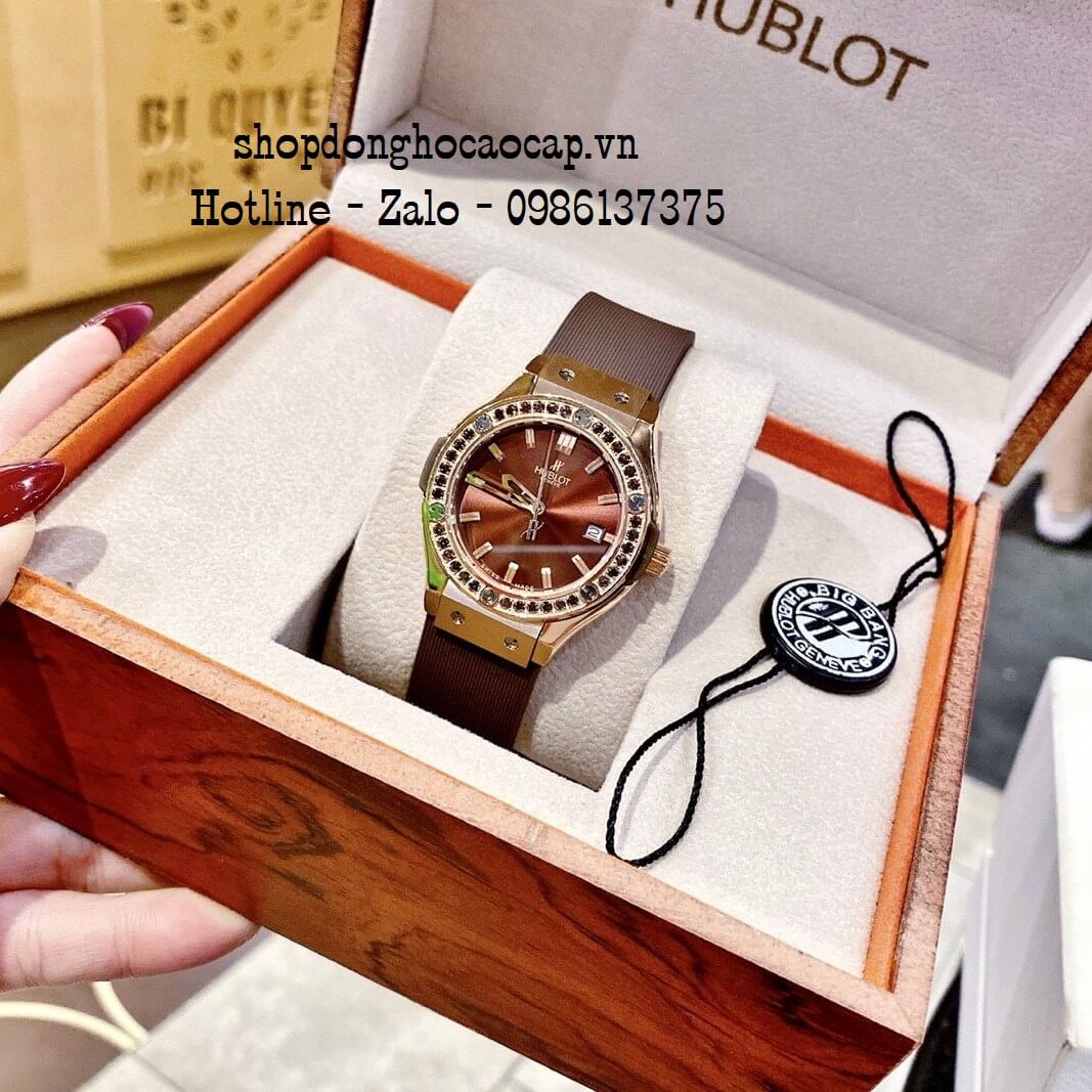 Đồng Hồ Hublot Nữ Silicon Nâu Đính Đá Rose 34mm