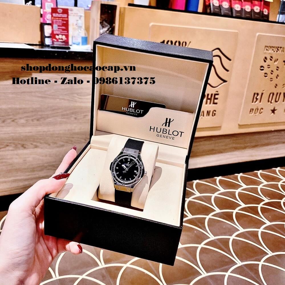 Đồng Hồ Hublot Nữ Cao Cấp Dây Silicon Đen Đính Đá Đen 34mm