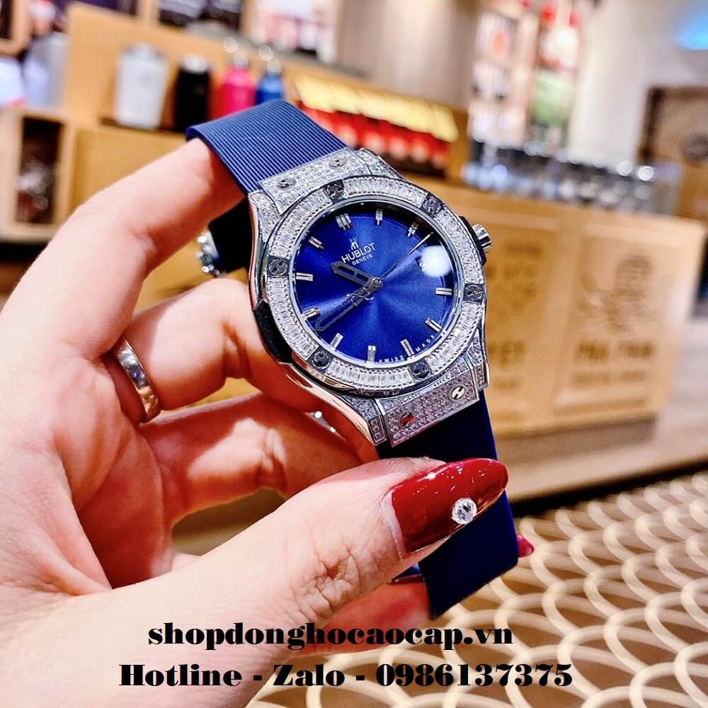 Đồng Hồ Hublot Nữ Dây Silicon Xanh Dương Đính Đá 34mm